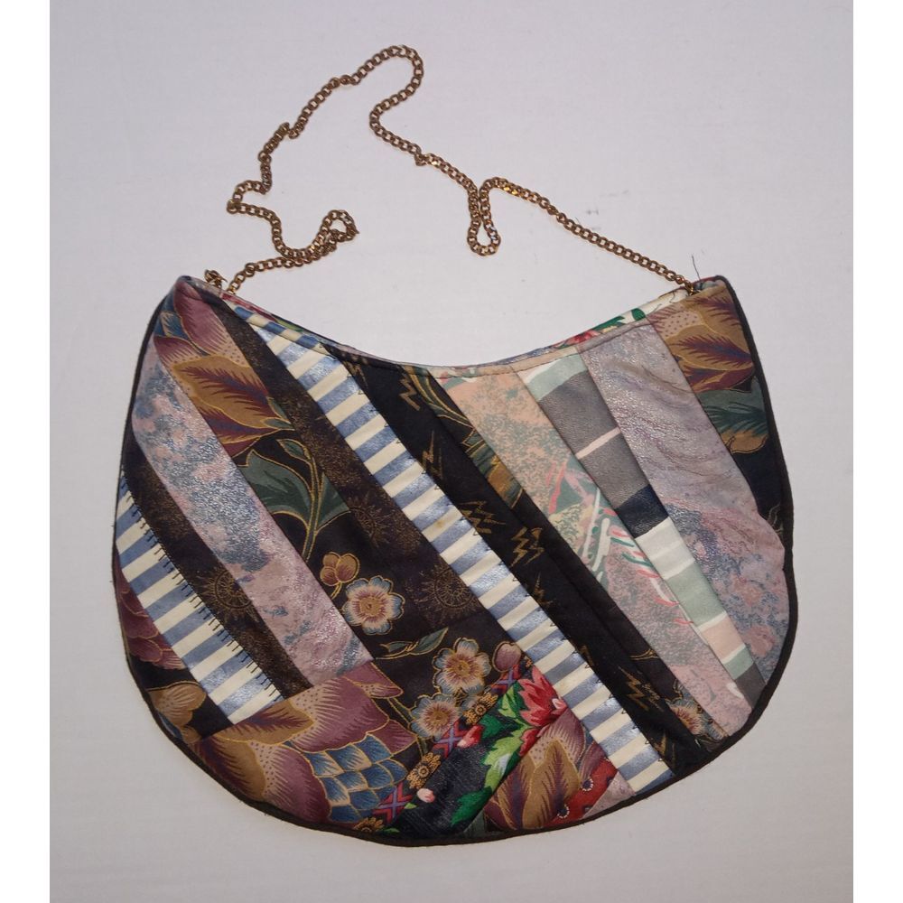 Vintage Y2k Boho Multi Colored Fabric Patchwork Chained Clutch Purse - Picture 2 of 12